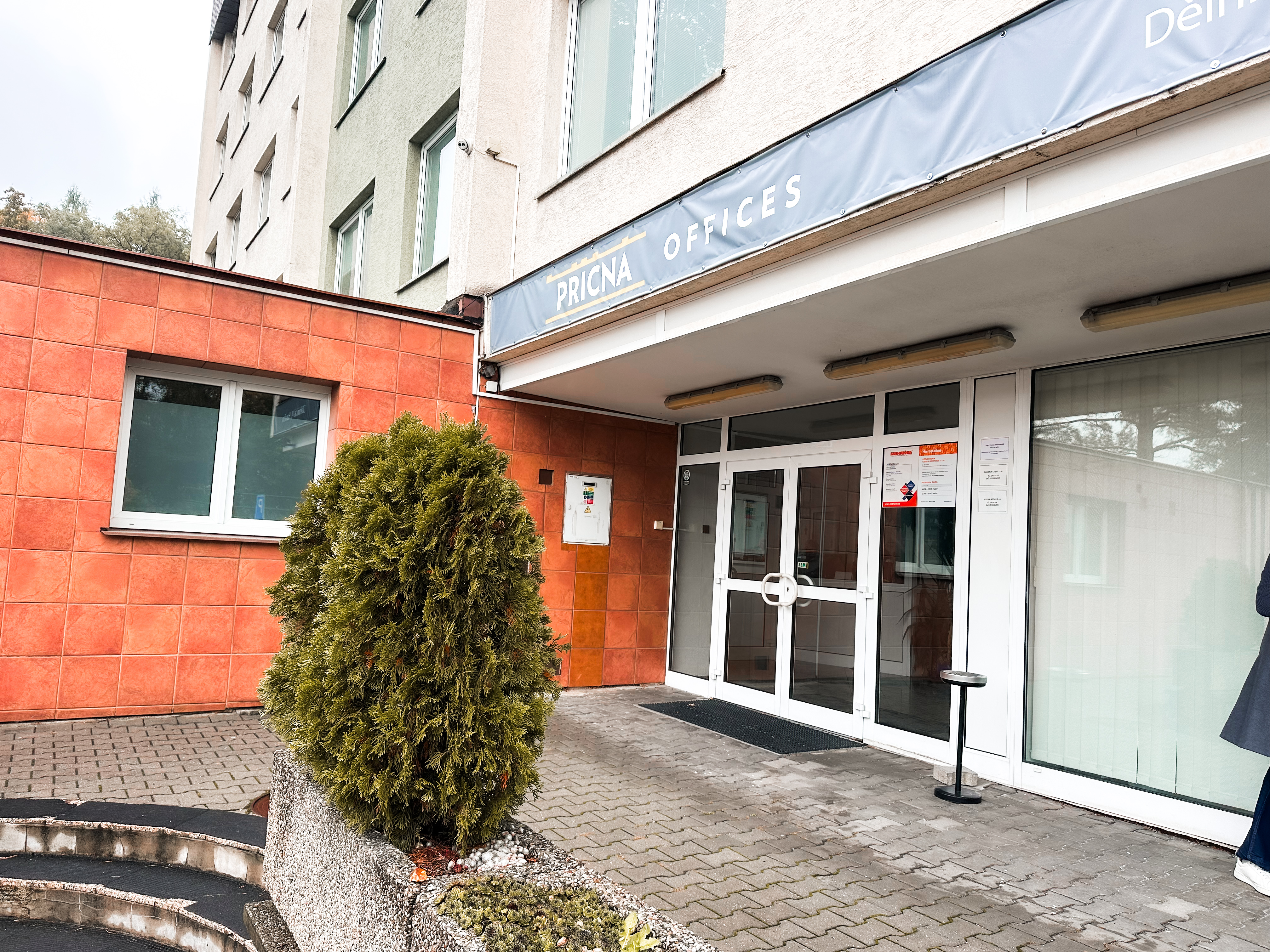 Budova Dělnická 41 - pohled 2